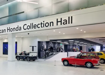 Honda představuje mnoho klasických modelů ve svém sídle v USA