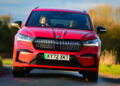 Auto Nabídka dne: aktualizovaný Skoda Enyaq s 0% úrokem a s bezplatným nabíječem domácí zásuvky zdarma